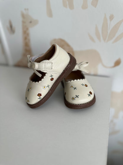 Toddler Girl Floral Shoes 3/4