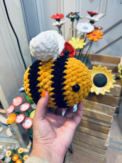 Crochet Bumblebee Plushie