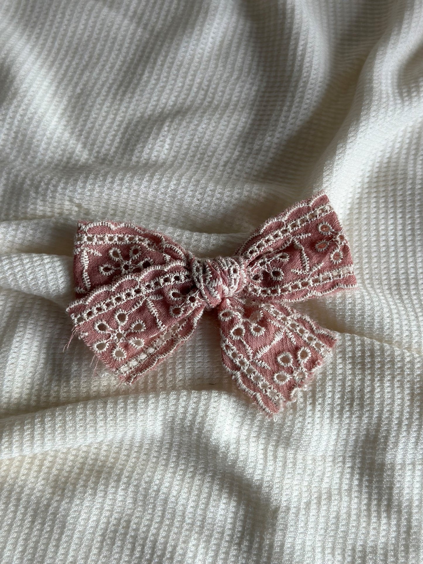 Lace Bow  | Single Bow